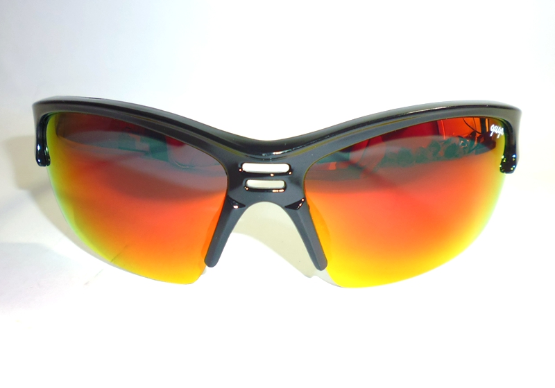 運動偏光太陽眼鏡，台灣製，抗紫外線