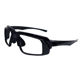 運動太陽眼鏡新選擇：具可裝近視片與可調整鼻墊功能